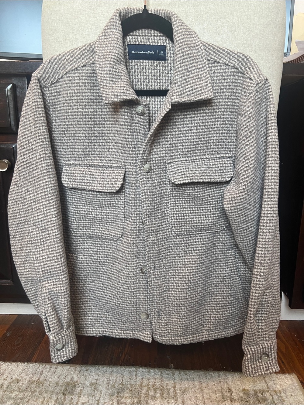 Abercrombie & Fitch Men's Beige Houndstooth Shacket Jacket